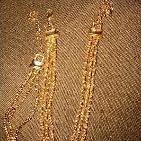 set of pair of earrings, ring and rusted necklace - Picture 3 of 3